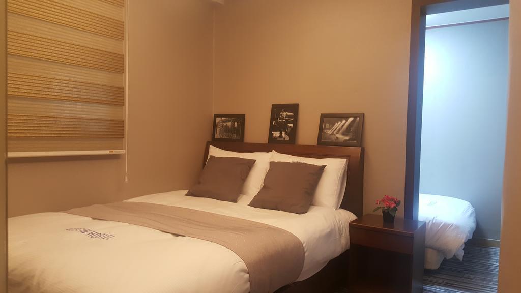 Myeongdong Time Hostel Seoul Exteriör bild