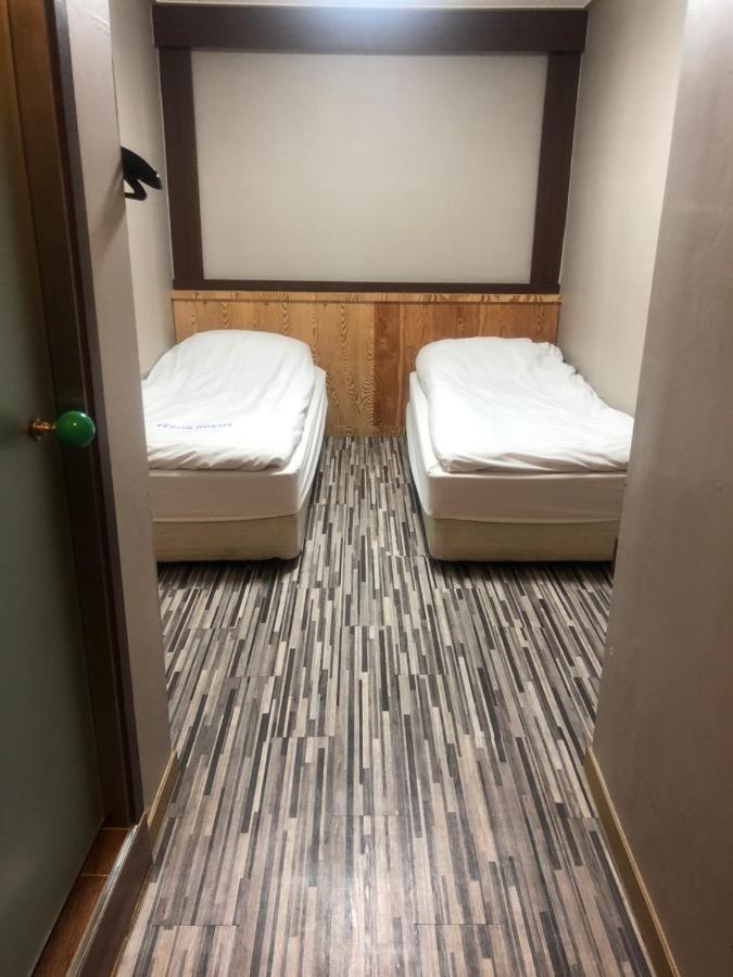 Myeongdong Time Hostel Seoul Exteriör bild