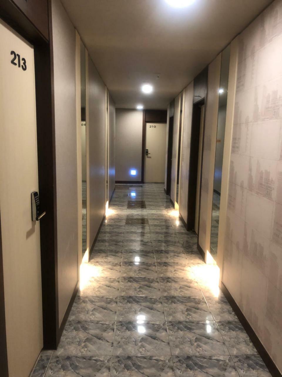 Myeongdong Time Hostel Seoul Exteriör bild
